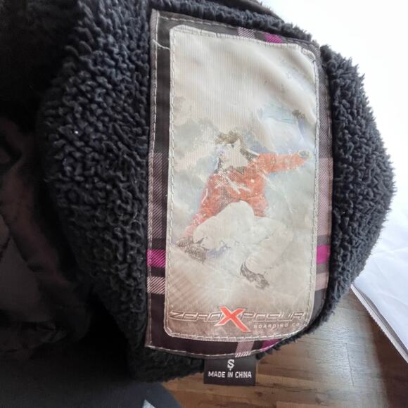 Zero Xposure Vintage Quilted Hooded Pink Plaid Jacket S Zip Pockets Ski Resort - Picture 7 of 7